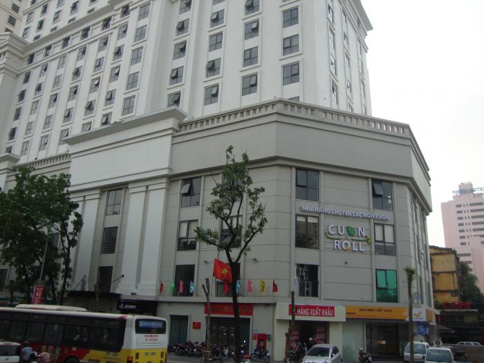 Cư dân nhà D2 Giảng Võ Liệu có bạc mặt với nỗi lo pháp lý sổ hồng