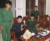 Vượt biên sang Campuchia mua súng để hành nghề “bảo kê”