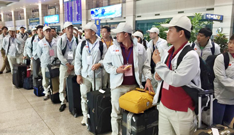 Lừa tuyển lao động sang Singapore