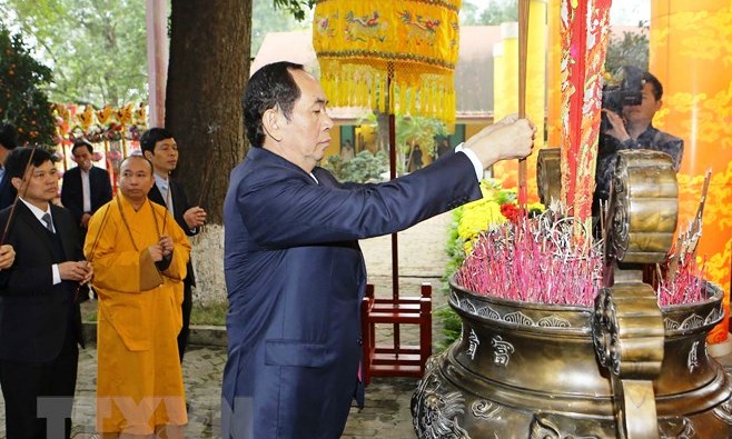 Chủ tịch nước Trần Đại Quang dâng hương khai Xuân Mậu Tuất 2018