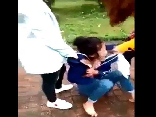 Xác minh việc nữ sinh lớp 11 bị đánh dã man