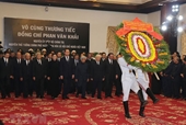 Hơn 2 000 đoàn với số lượng 108 000 người đến viếng nguyên Thủ tướng Phan Văn Khải
