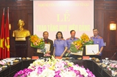 Hội nghị BCH Đảng bộ VKSND tối cao và Lễ trao tặng Huy hiệu Đảng