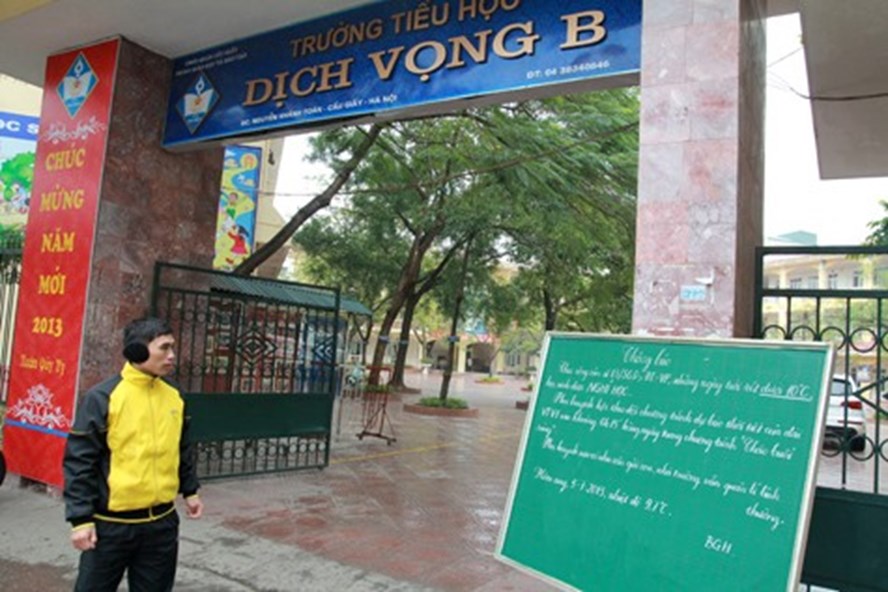 Học sinh tiểu học nguy kịch do ngã từ tầng 4 trên cao xuống sân trường