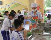 TP Hồ Chí Minh siết chặt chất lượng dinh dưỡng bữa ăn học đường