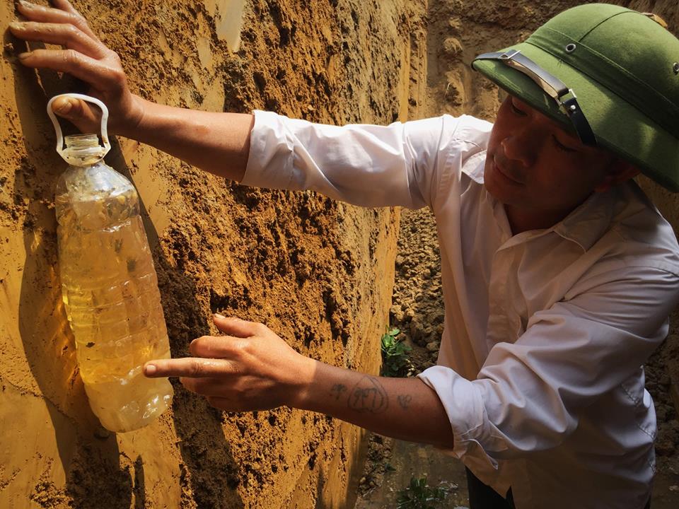 Thông tin tiếp việc giếng nước chứa nhiều dầu hoả Do rò rỉ tẹc dầu hơn 25 000lít