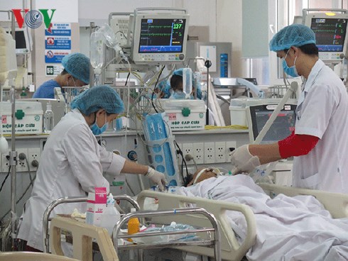 Điều chỉnh giá 40 dịch vụ y tế từ 1 7 2018