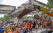 Sập cầu vượt đang thi công tại Ấn Độ, ít nhất 18 người chết