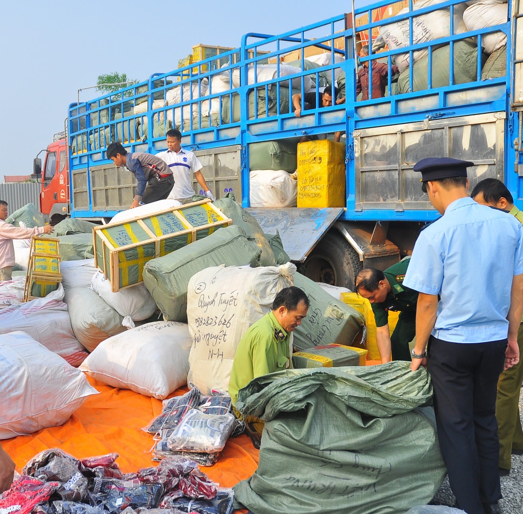 Phát hiện, xử lý hơn 2 500 vụ vi phạm trong tuần