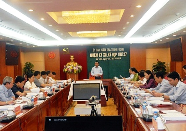 Ủy ban Kiểm tra Trung ương kỷ luật, đề nghị kỷ luật nhiều cán bộ cao cấp