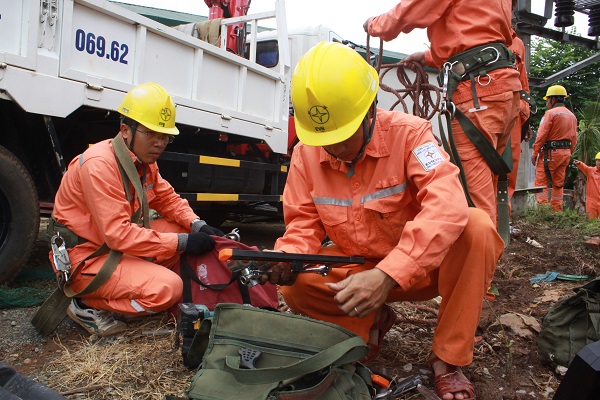 Bảo đảm cấp điện an toàn, ổn định trong mùa nắng nóng