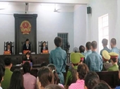 30 tháng tù giam cho mỗi bị cáo trong vụ gây rối trật tự công cộng tại Bình Thuận