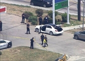 Mỹ Xả súng trên đường phố Dallas, 2 hành khách đi Uber trúng đạn