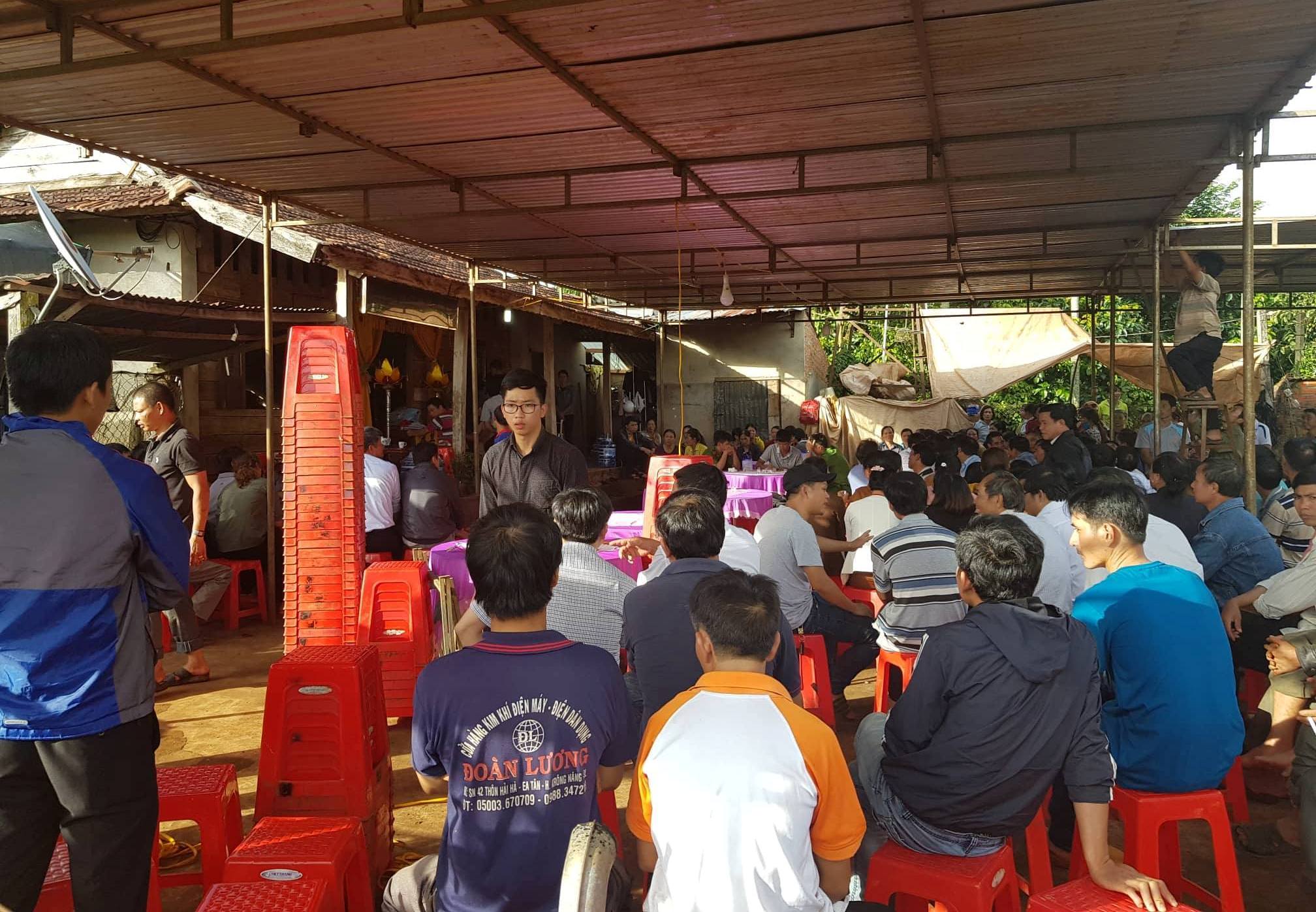 Cán bộ tư pháp nhắn tin “từ biệt” rồi treo cổ tự tử