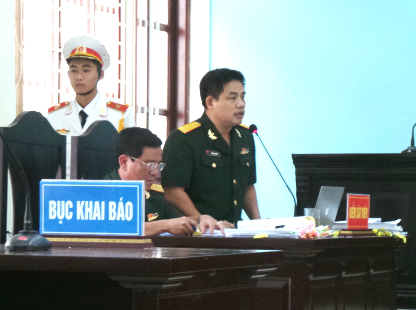 Cựu thượng tá Đinh Ngọc Hệ bị tuyên phạt 12 năm tù