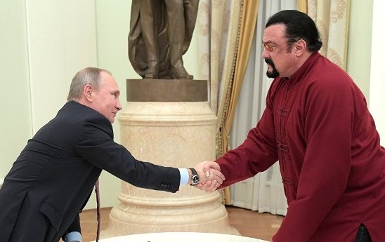 Ngôi sao hành động Mỹ làm cầu nối cho quan hệ Trump - Putin là ai