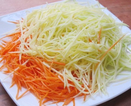 Cách nộm xoài tai heo Cách nộm xoài tai heo