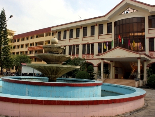 Vì sao sinh viên ra trường chỉ được cấp giấy chứng nhận