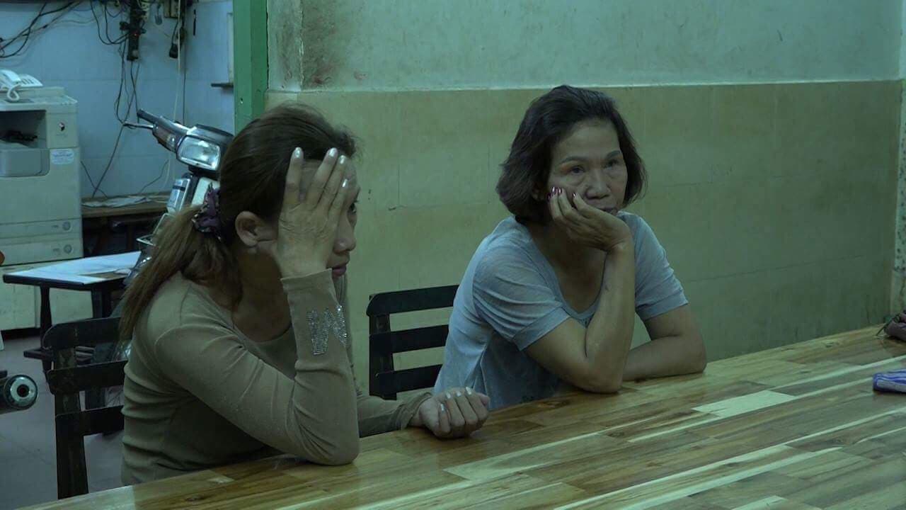 Bắt 2 nữ quái dàn cảnh trộm cắp tài sản của du khách nước ngoài