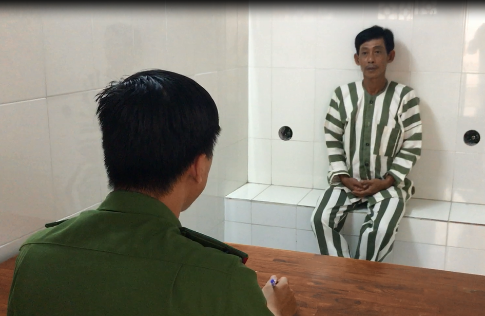 Bắt nghi phạm cầm dao truy sát làm hai người thương vong