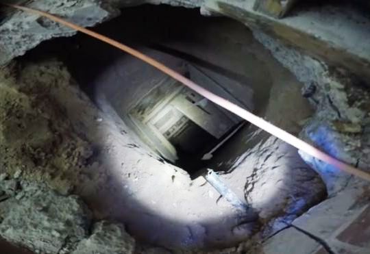 Phát hiện đường hầm vận chuyển ma túy trong nhà hàng KFC