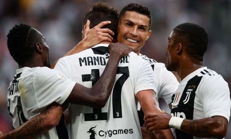 Bốc thăm bảng Champions League Ronaldo đối đầu Quỷ đỏ