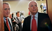 Cựu Thượng nghị sỹ Jon Kyl thay vị trí của ông John McCain tại Thượng viện Mỹ