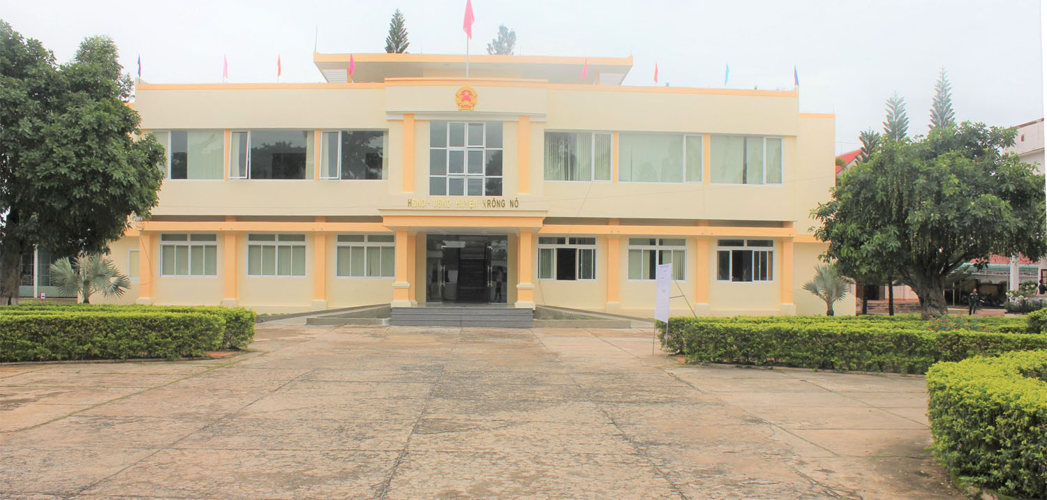 Chủ tịch UBND huyện xin lỗi một hộ dân vì “phê duyệt” nhầm trong bồi thường, thu hồi đất