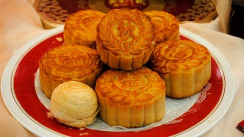 Người Châu Á ăn bánh gì vào trung thu
