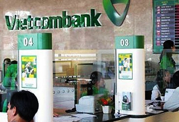Cựu Giám đốc Vietcombank Hà Nội bị cách tất cả các chức vụ trong Đảng