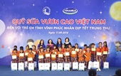 Quỹ Sữa vươn cao Việt Nam và Vinamilk đem niềm vui ngày Tết trung thu đến cho trẻ em tỉnh Vĩnh Phúc