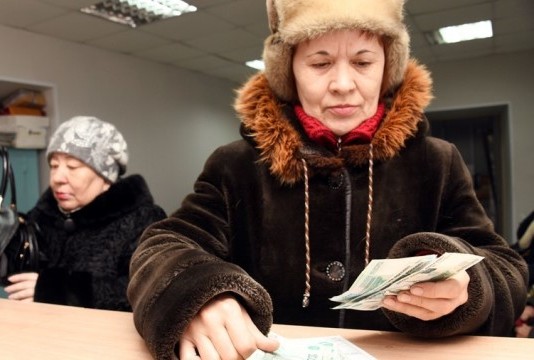 Nga chính thức tăng tuổi nghỉ hưu