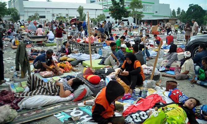 Lại động đất liên tiếp ngoài khơi Indonesia