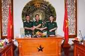 Phó Đô đốc Trần Hoài Trung chính thức nhận nhiệm vụ Chính ủy Quân khu 7