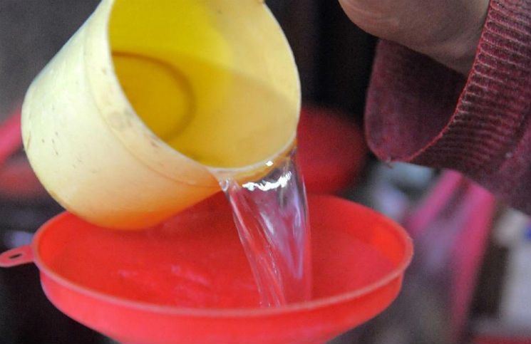 Uống rượu gạo tự chế, ít nhất 47 người thương vong do ngộ độc