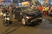 Nữ lái xe BMW nồng nặc mùi rượu, tông hàng loạt người thương vong