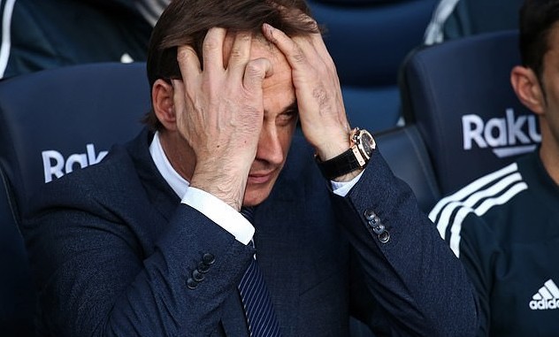 Real Madrid sa thải Lopetegui, bổ nhiệm Solari tạm quyền