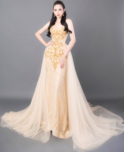 Miss International 2018 Thùy Tiên khoe sắc vóc đẹp không tì vết