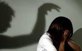 Truy tố đối tượng nhiều lần sang nhà người quen hiếp dâm bé gái hơn 14 tuổi