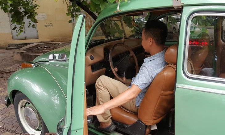 Thuê thám tử theo dõi con, đại gia đất Cảng phát hiện vợ ngoại tình