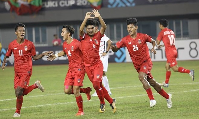 Malaysia và Myanmar cùng thắng, đẩy Việt Nam xuống vị trí thứ 3