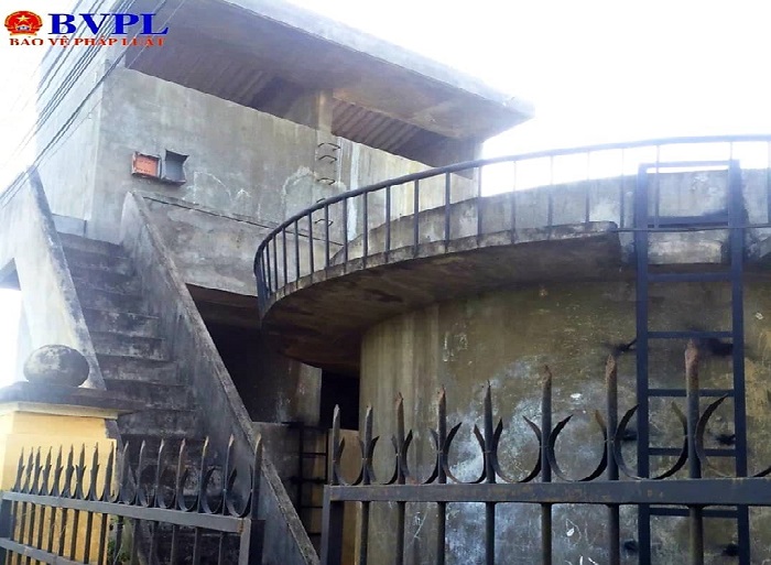 Phát hiện Phó trạm trưởng treo cổ và tử vong trên đường chuyển đến viện