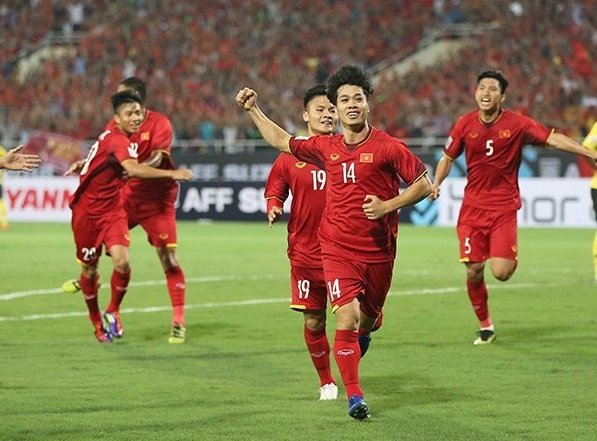 Công Phượng, Anh Đức ghi bàn giúp Việt Nam hạ đẹp Malaysia