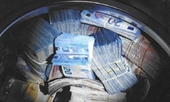 Phát hiện 350 000 euro trong máy giặt ở ngôi nhà bỏ hoang