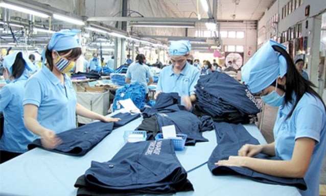 Hướng dẫn điều chỉnh lương hưu với lao động nữ