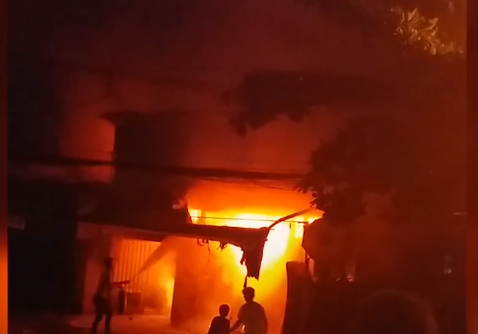 Cháy lớn tại khu nhà trọ, một người tử vong