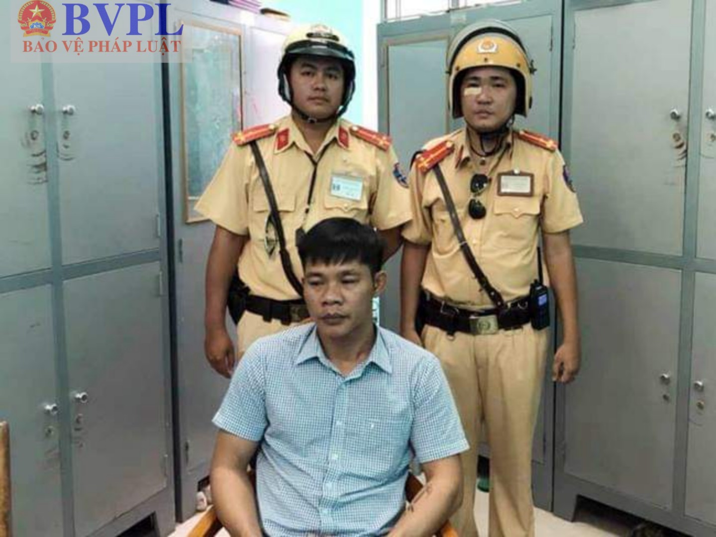 Bi hài tên trộm mang tài sản đến nơi bị mất để cầm cố