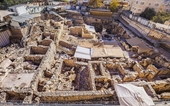 Chúa nhẫn 2 000 năm tuổi bất ngờ xuất hiện ở thành cổ Jerusalem