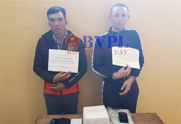 Phát hiện chiêu cất giấu cực độc của nhóm đối tượng vận chuyển 7 bánh heroin