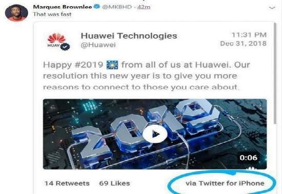 Huawei giáng chức, phạt tiền nhân viên dùng iPhone đăng lời chúc năm mới